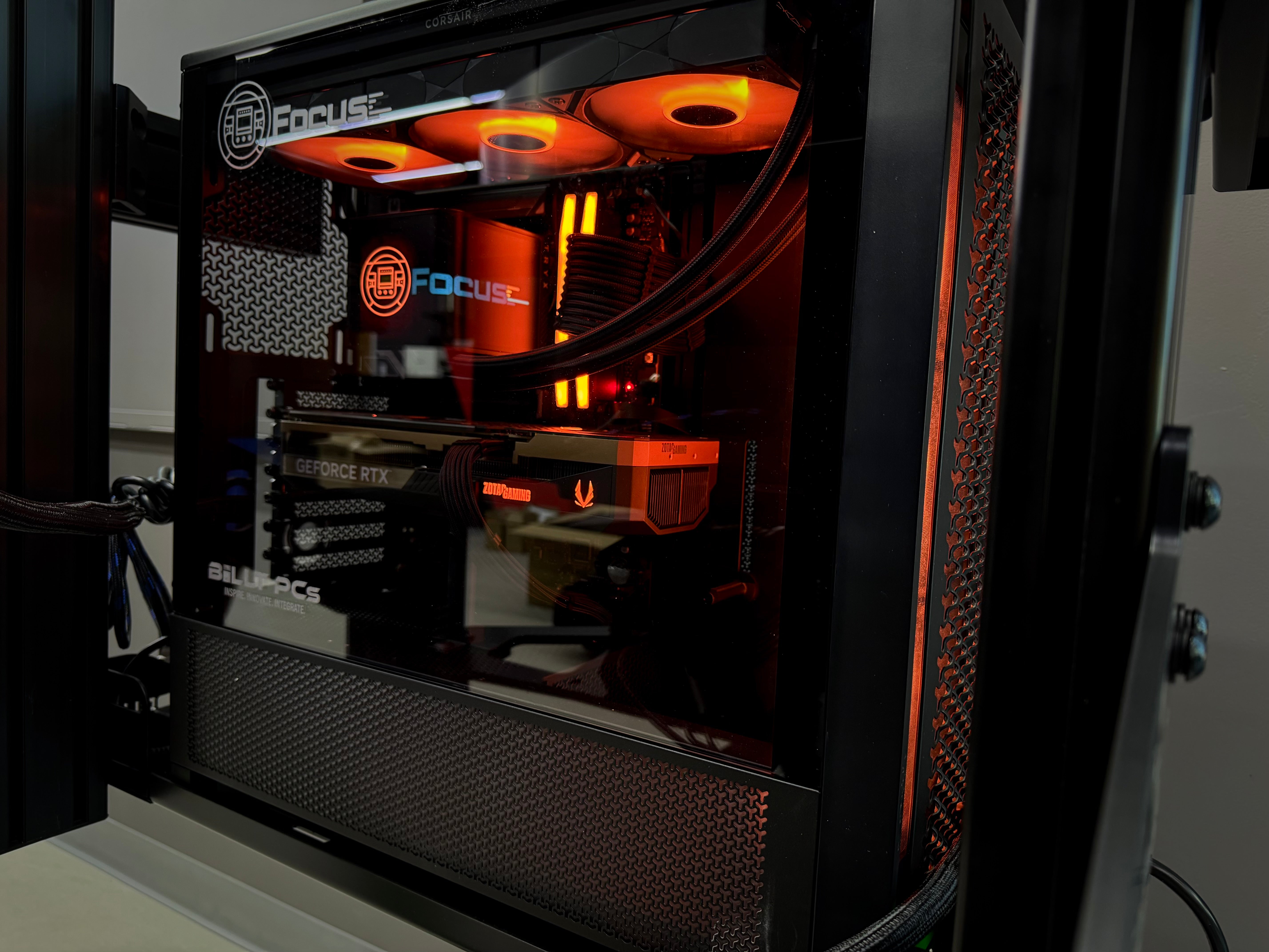 Focus Factory Team – Grid Series Turnkey Sim Racing System